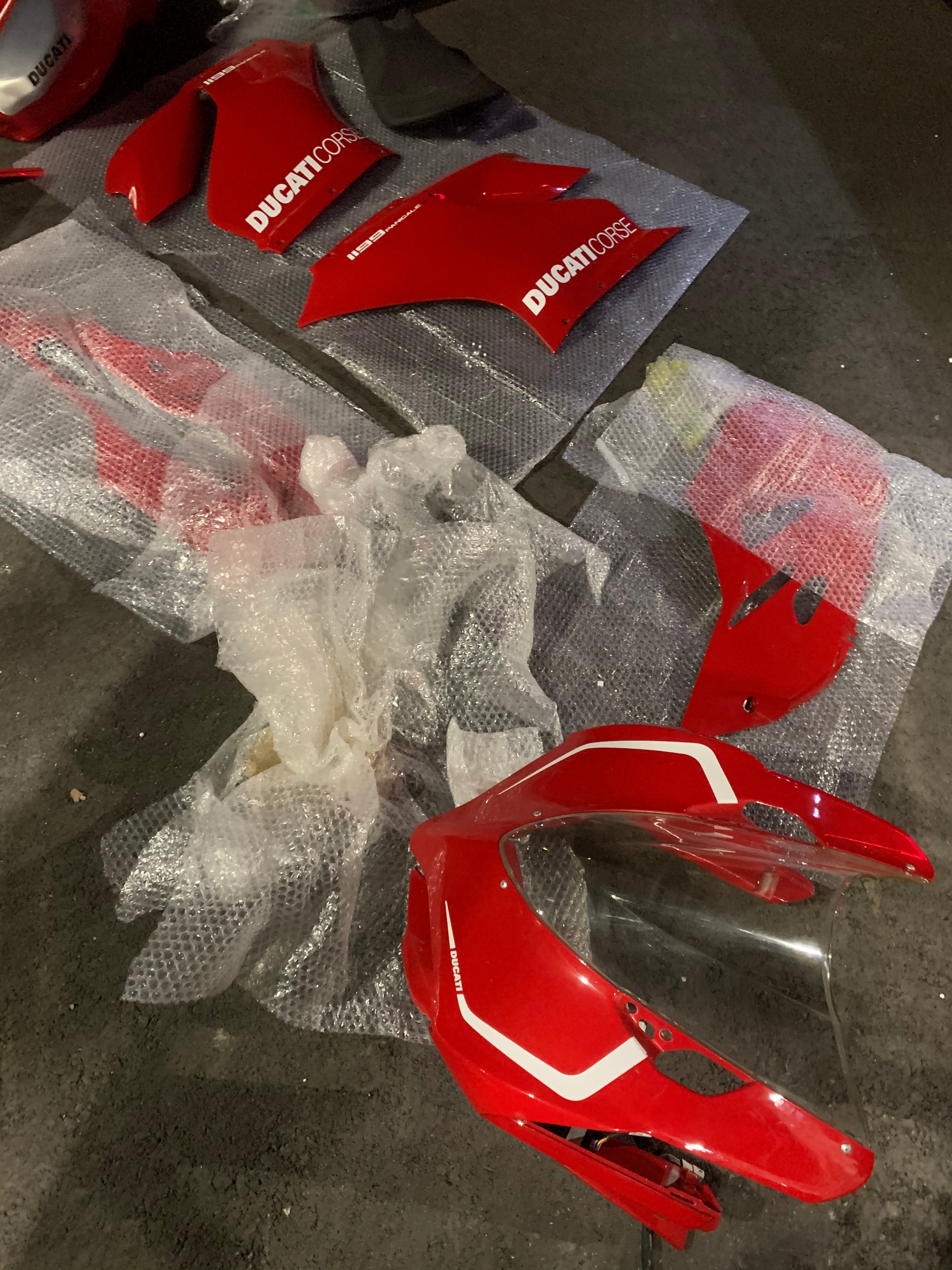 Ducati Panigale 1199/1299 oem set