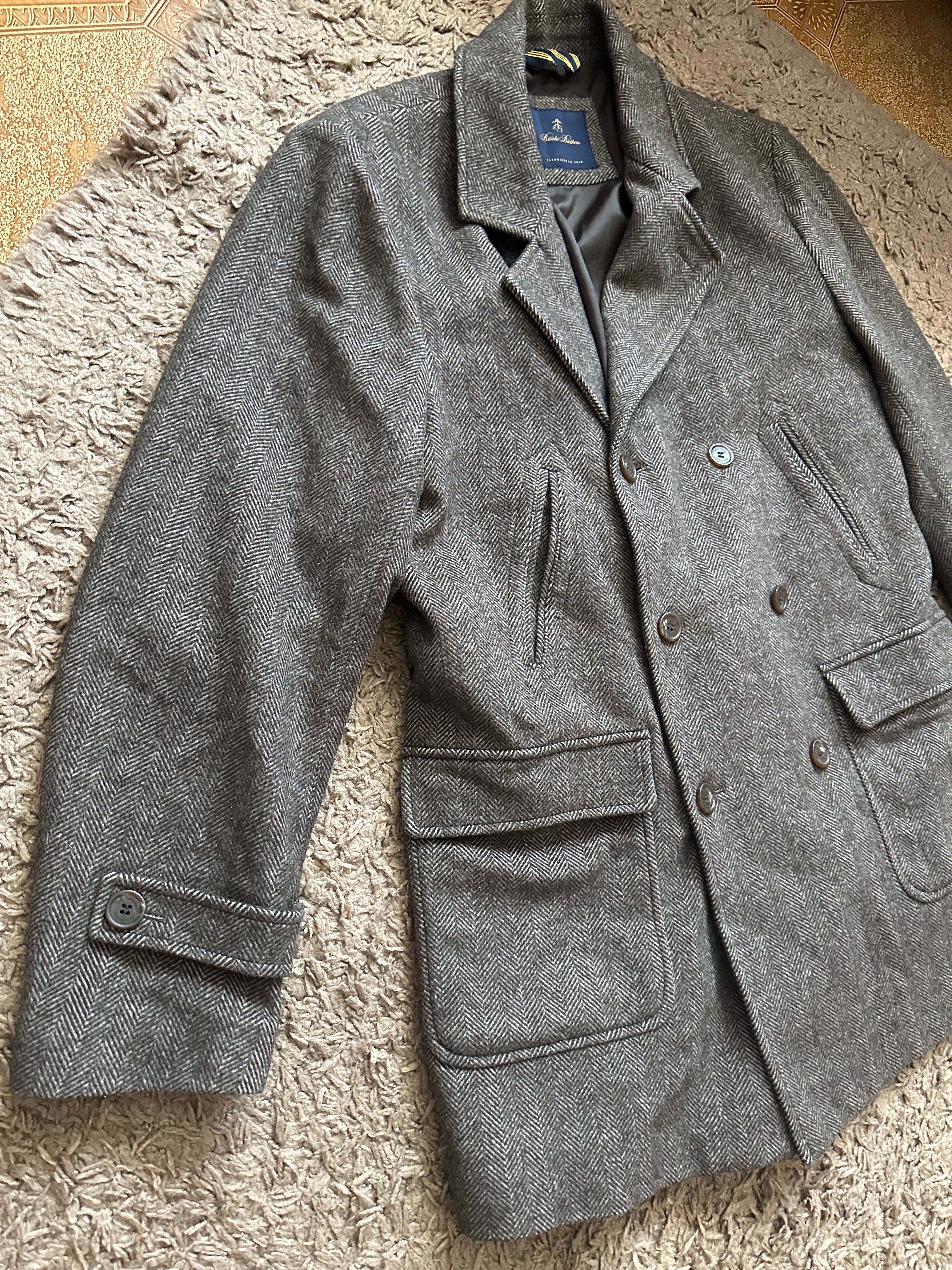 Brooks brothers camel brown pea coat Large 52